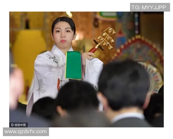 日本年末巨型彩票销售热潮与新年祈愿的文化交融探讨